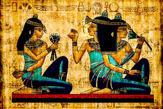 Viaggio verso l’eternità: il ruolo della donna nella civiltà Egizia